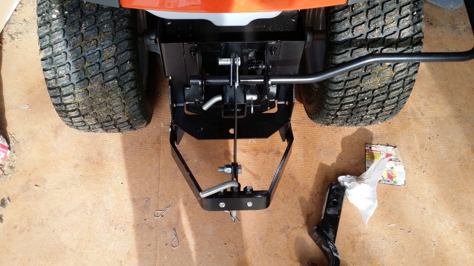 Craftsman sleeve hitch, welding on 2" receiver
Still clearance for sleeve hitch to function