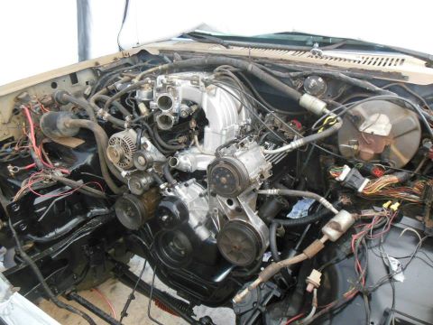 1984 Ford Bronco - new engine in, time for final assembly.