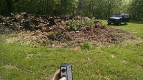 1983 Ford Bronco - Testing the (cheapo chinese retrofitted) winch remote range - it worked even beyond this. So for $12 shipped, it was a good addition to the…