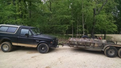 1983 Ford Bronco - After cutting down a double oak that the gas company killed near my new house, I loaded the logs onto my father's trailer with my winch so…
