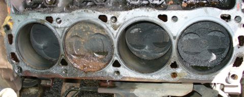 1992 Ford Bronco - Block cracked on the passenger side.