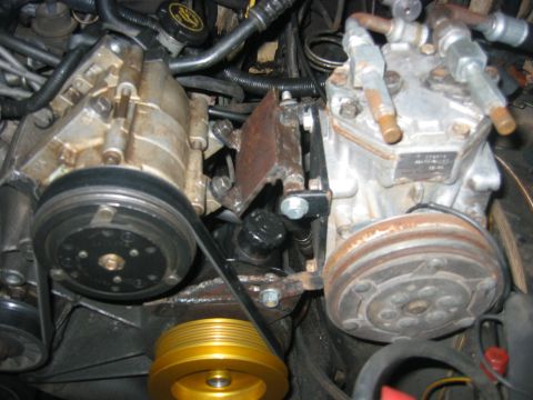 1989 Ford Bronco - All mounted in, ready for a belt and plumbing