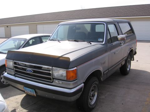 1991 Ford Bronco photo