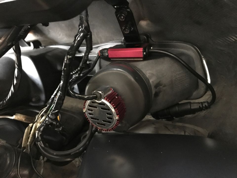 1998 ZX9R OPT7 LED High Beam Install