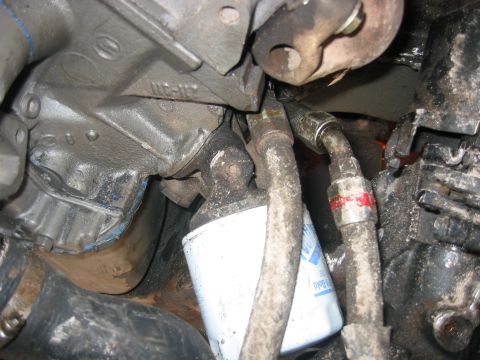1989 Ford Bronco - This is how the filter sits with the hoses going the best way straight out to the front. Notice the unneeded hacking of the frame, courtesy…
