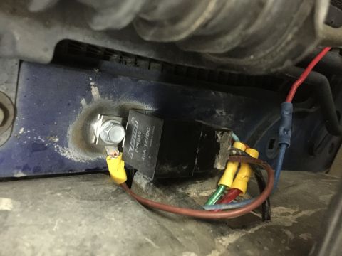 1996 Ford Bronco - Close-up of an automotive relay and its associated wiring, showing a 40A 12VDC rating.