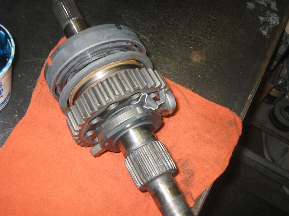The teeth on the main gear rubbed a line into that crushed oil pump housing...