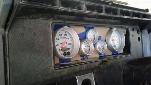 1985 Ford Bronco - From the side