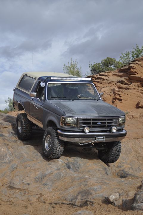 1991 Ford Bronco - This 1991 Ford Bronco is navigating a challenging rocky trail.