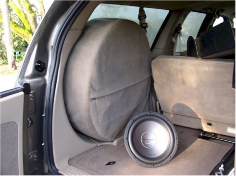2003 Ford Excursion photo