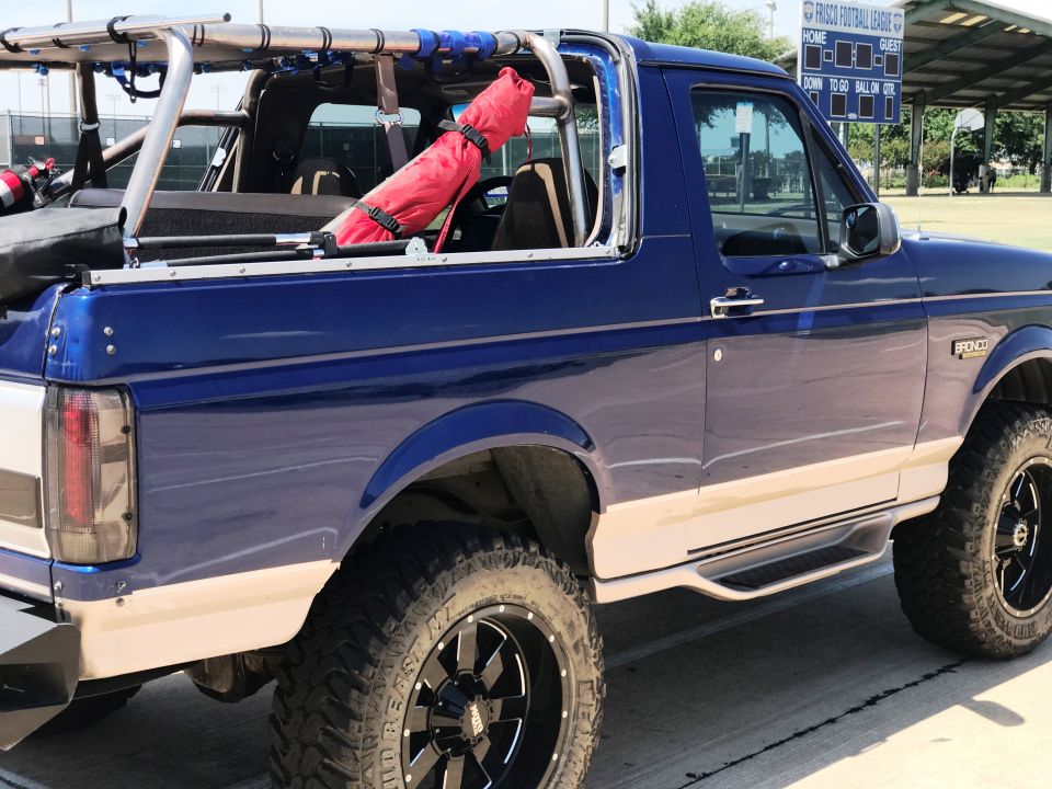1996 Ford Bronco side view