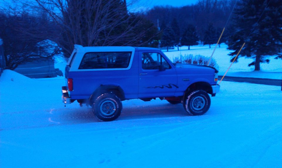1995 Ford Bronco in the snow