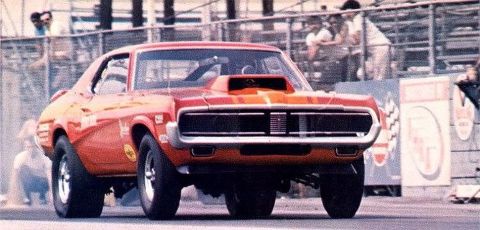 1968 Mercury Cougar - A 1968 Mercury Cougar drag car is captured from the front, ready for a race.