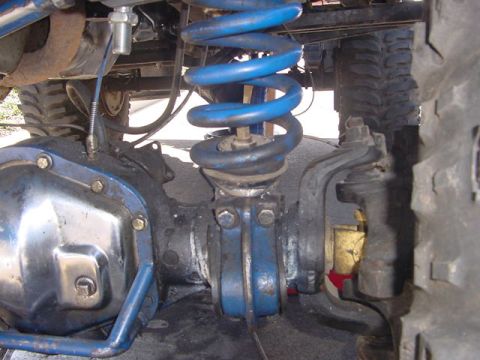 1991 Ford Bronco - The better looking coil mount!