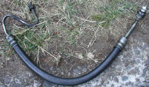 1992 Ford Bronco - Bronco PS supply hose.