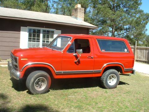 1984 Ford Bronco - New Paint!!!