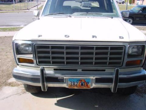 1981 Ford Bronco - Da Tank's nose