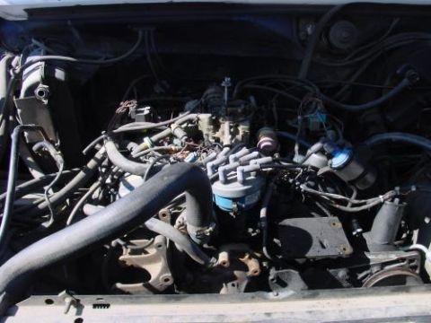 1981 Ford Bronco - The 351W getting ready for a rebuild.