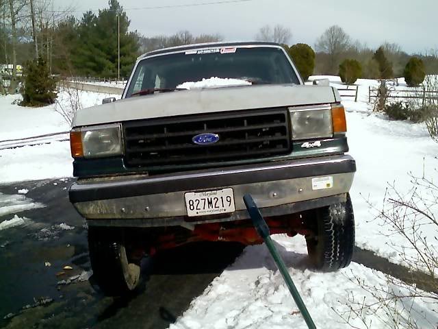 1989 Ford Bronco front view in snow