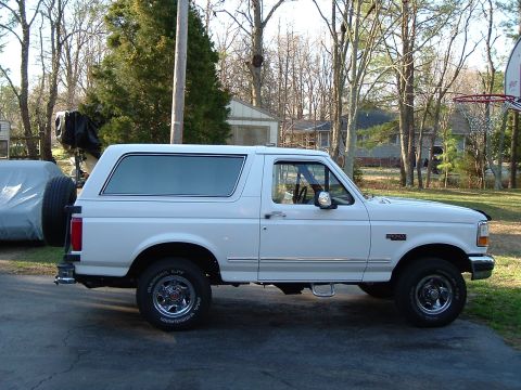 1993 Ford Bronco photo