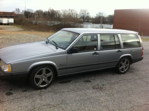 1991 Volvo 940 photo