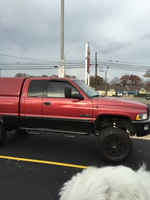 1999 Dodge 2500 photo