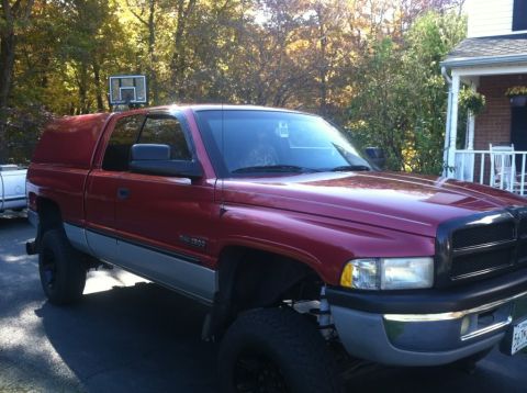 1999 Dodge 2500 photo
