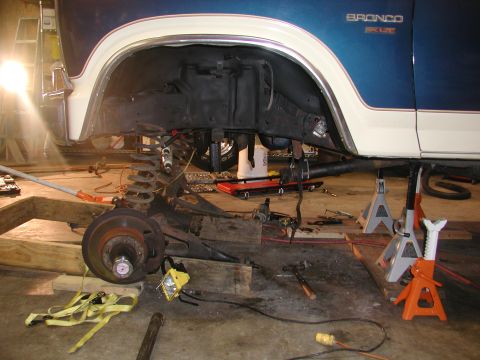 1985 Ford Bronco - ttb dropped