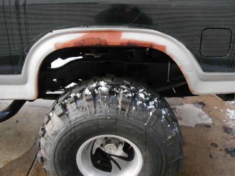 1985 Ford Bronco - rear before i trimmed for cut outs