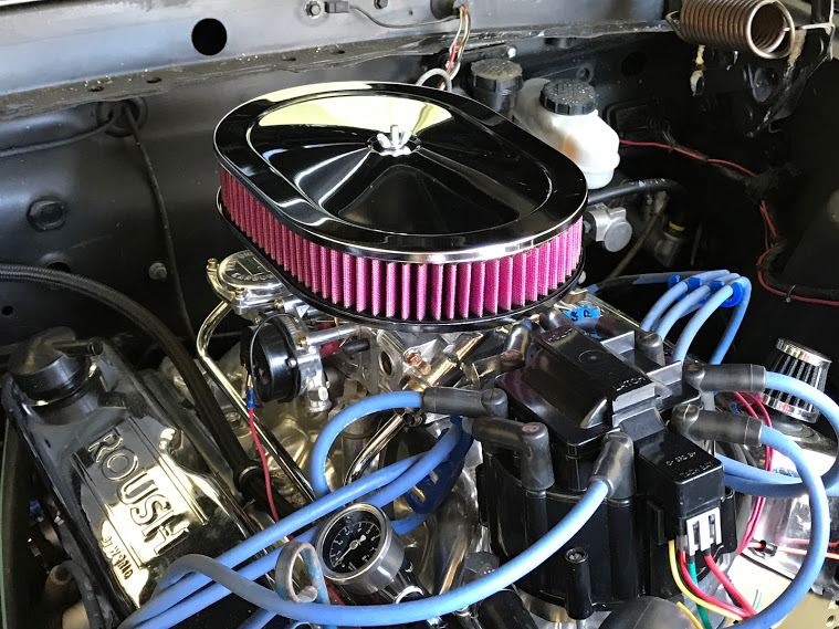 Engine with chrome air cleaner and Roush valve covers