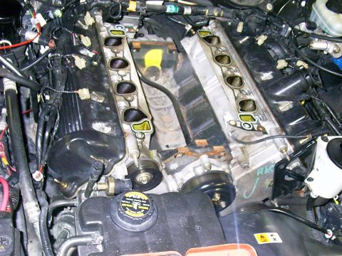 2000 Mercury Marquis - Intake removed, stock shortblock.