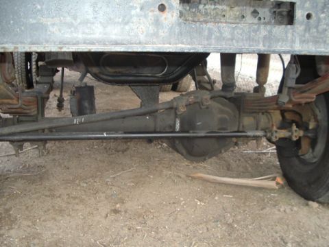 1987 Ford Bronco - this is my axle still under the current 93 F350