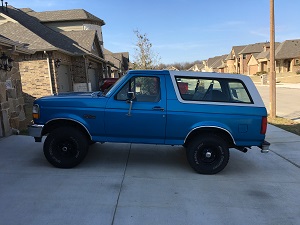 1995 Ford Bronco “Blue”