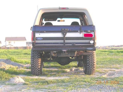 1994 Ford Bronco - this is the rear shot, rear pumpkin is at 11 7/8's and the front is at 12.5