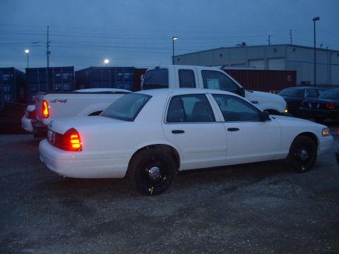 1999 Ford Crown Victoria - White PI.