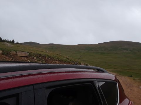 1985 Ford Bronco - Getting closer to the top. Road gets a bit rougher from here