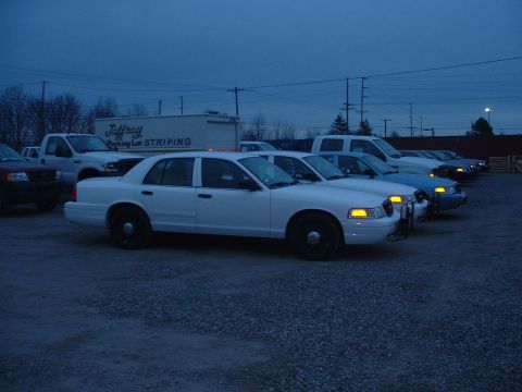 1999 Ford Crown Victoria - A couple more white PIs.