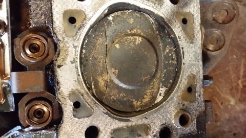 2003 Ford Ranger - Believe it or not, this is not the same piston.
