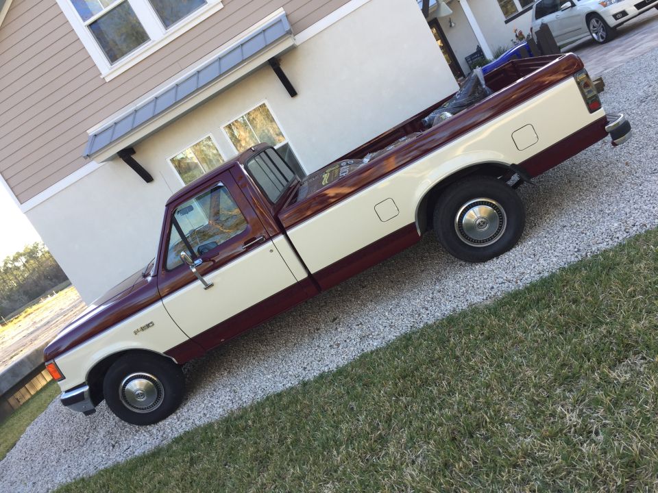 1989 Ford F-150 “Roscoe Rocket”