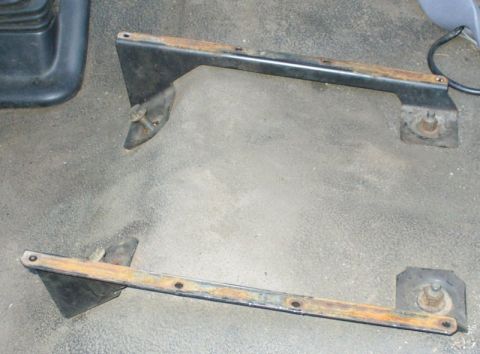 1992 Ford Bronco - Plan B underway... Bronco seat rails removed from sliders. 8 rivets, really?