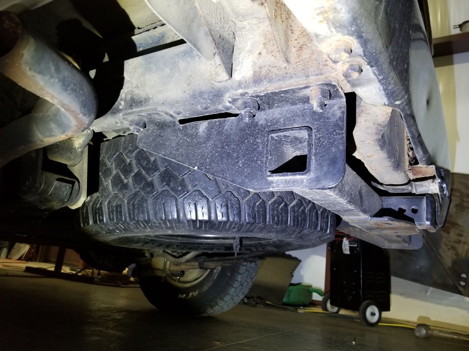 Unidentified hitch receiver