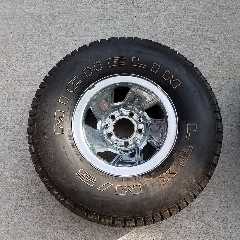 Michelin tire on chrome wheel