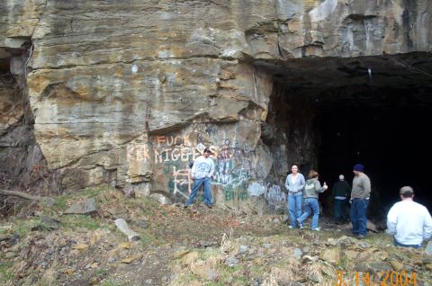 1986 Ford Bronco - Cave enterance