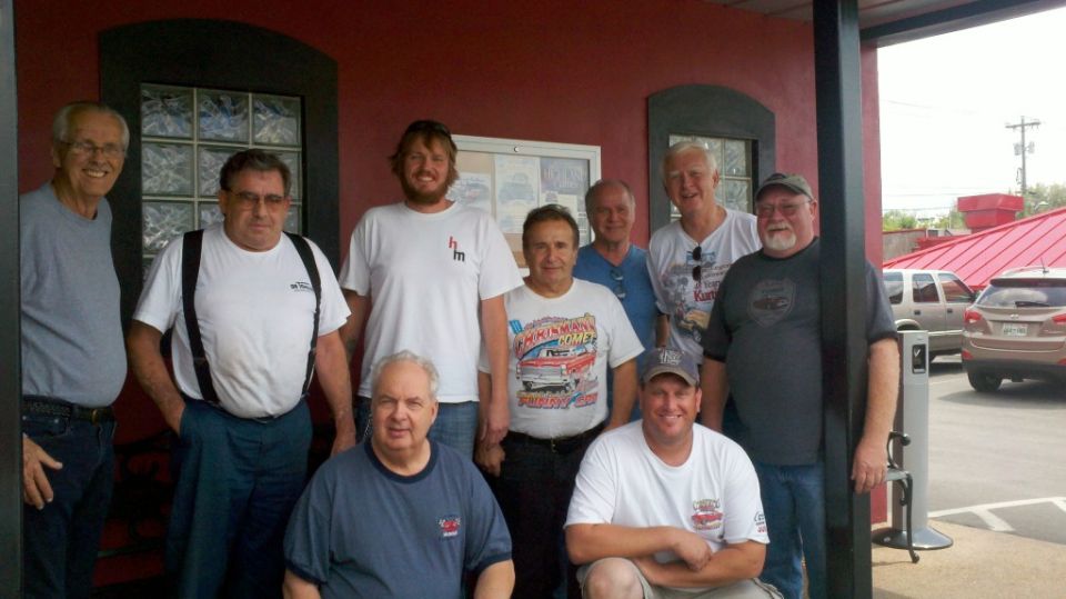 L to R standing; Don Bass, Rick Toombs, Lance Hargis, Jim Barillaro, Alex Gabbard, ?????, Danny Hutsell
kneeling; Floyd Garret, Jason Thompson
