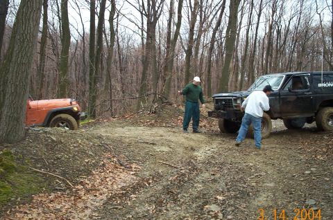 1986 Ford Bronco - After I wenched Dave up the rest of the way