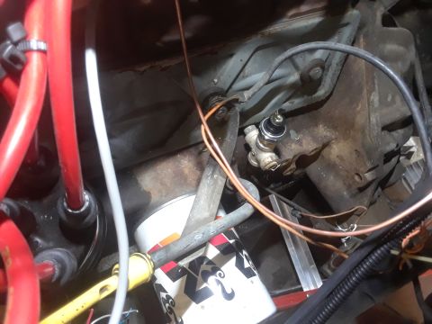 1985 Ford Bronco - Oil take-off for psi and a warning light