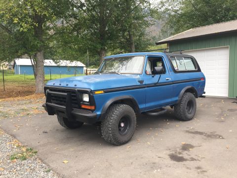 1979 Ford Bronco - Blacked out grill, trim, top, wheels, bumpers, etc.