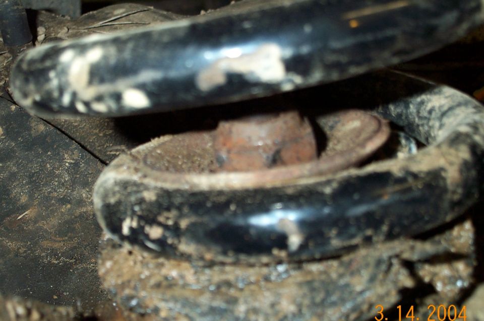 Lower spring retainer now wider than befor.  Soon to be replace with customs that go over the top of the bottom coil.