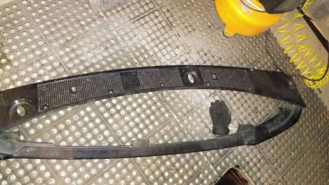 1996 Ford Bronco - The windshield cowl was an overall pain. Like other obscure parts, there are no replacements made anymore. I had to stick with this panel.