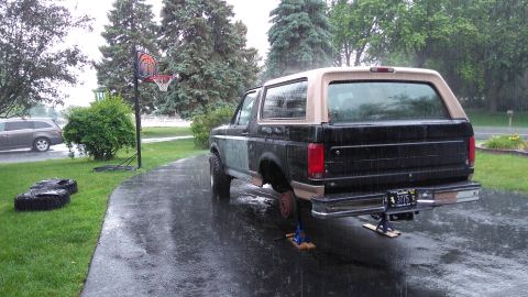 1996 Ford Bronco - Redneck status level platinum achieved.